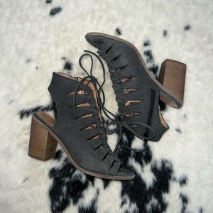 Lace up Heeled Sandals